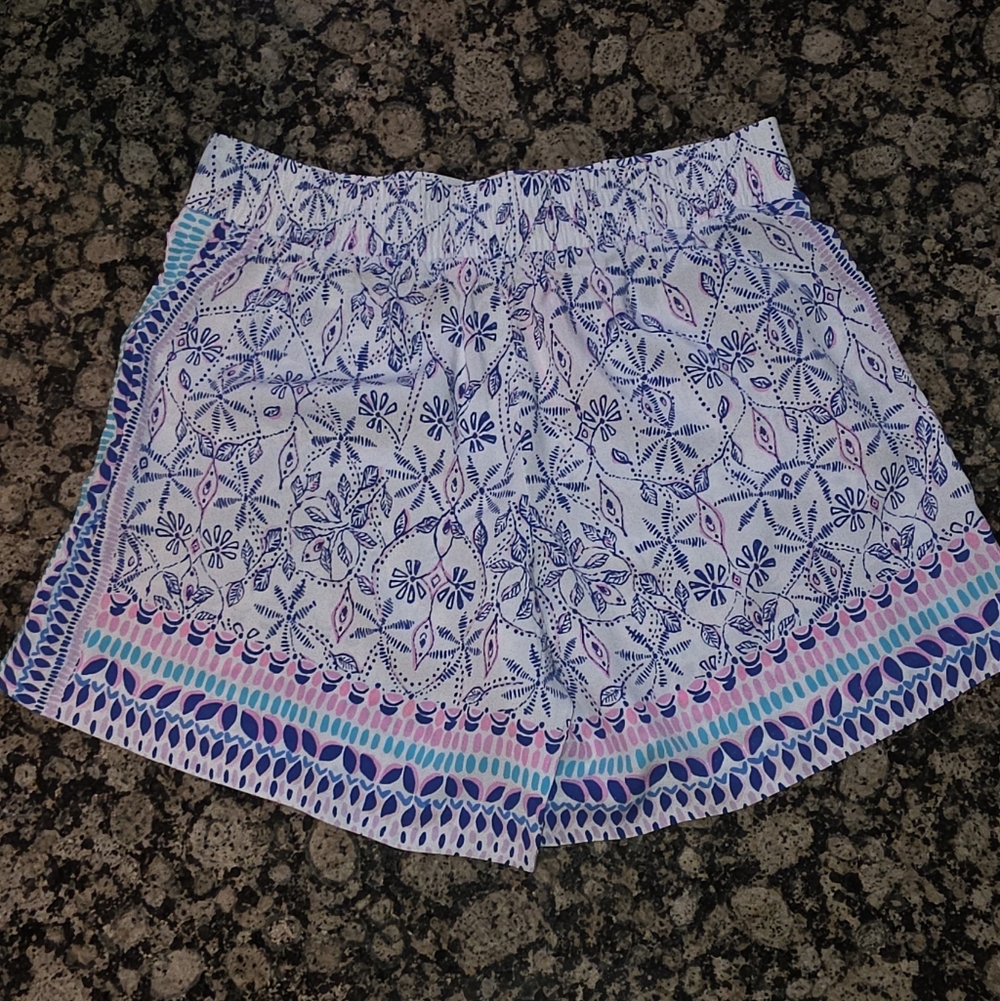 NWT Lilly Pulitzer Floral Patterned Women's Shorts Sz Small